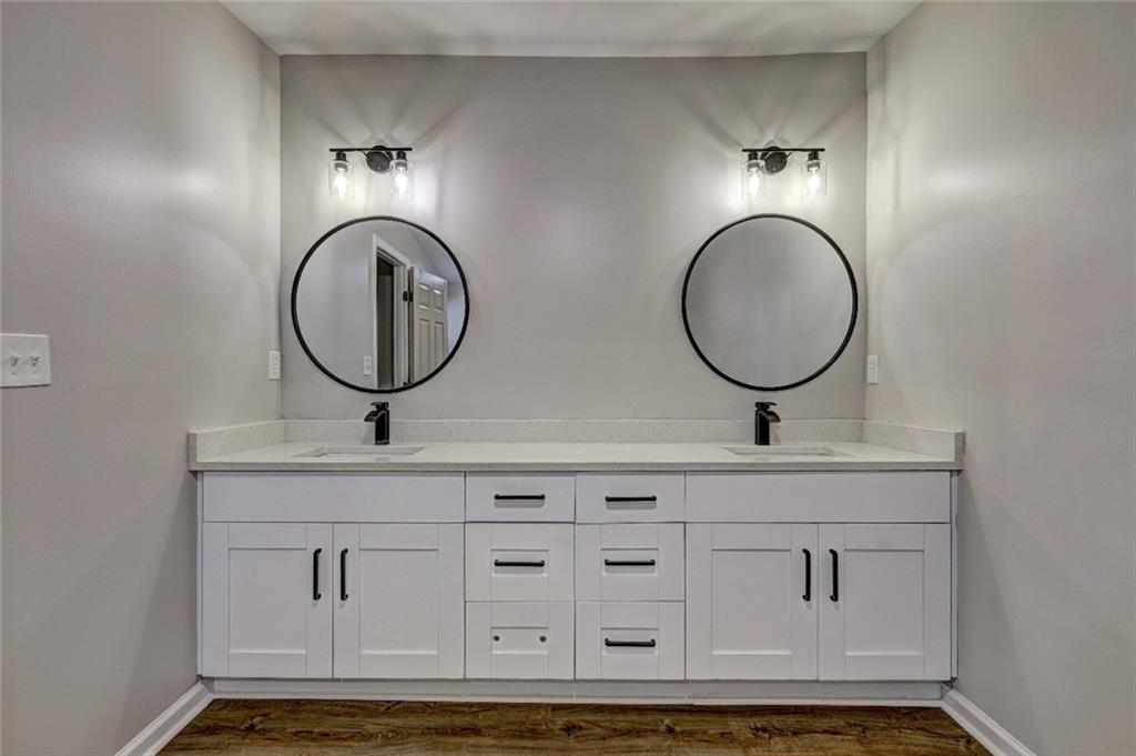 Covington home — Bathroom